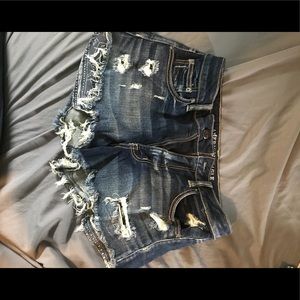 American Eagle High Rise Festival Shorts
